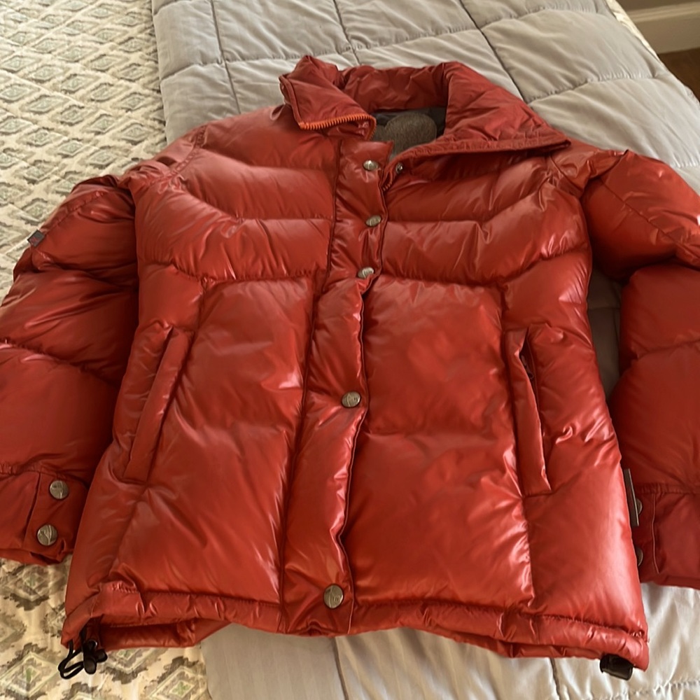 Never worn Holden down jacket rust color size medium